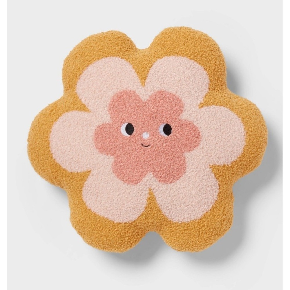 Pillowfort Flower Kids' 20" Dia. Decorative Pillow*